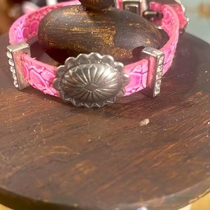 Pink leather with conch sterling silver 925 Bracelet